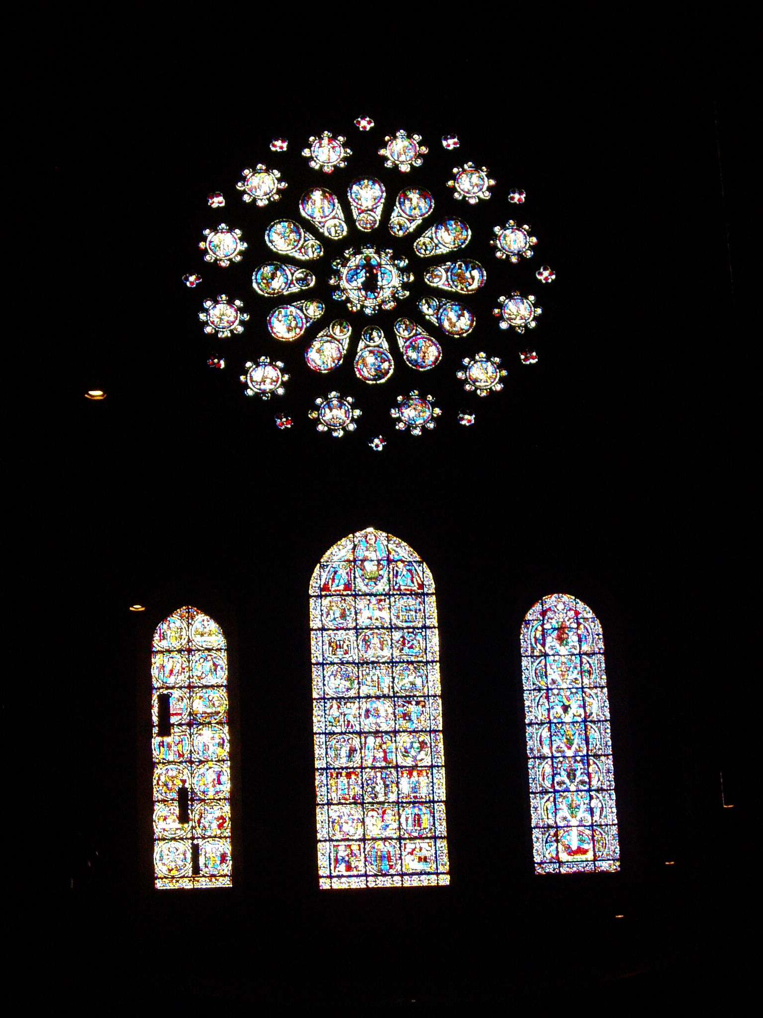 Las vidrieras de la catedral de Chartres - Chartres: Arte, espiritualidad y esoterismo. (2)